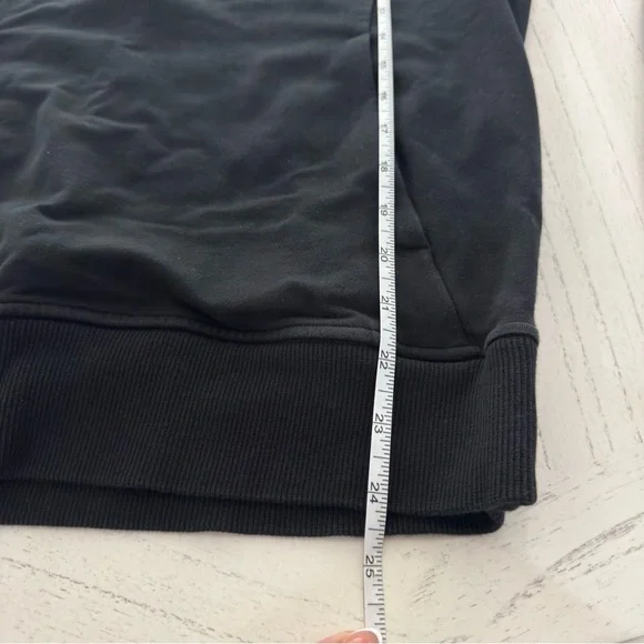 Lululemon Scuba Crew Size 6 - Picture 7 of 9